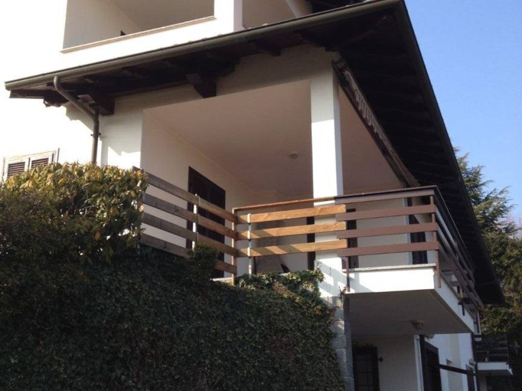 Villa a Arona in Via Oleggio Castello - Foto 4