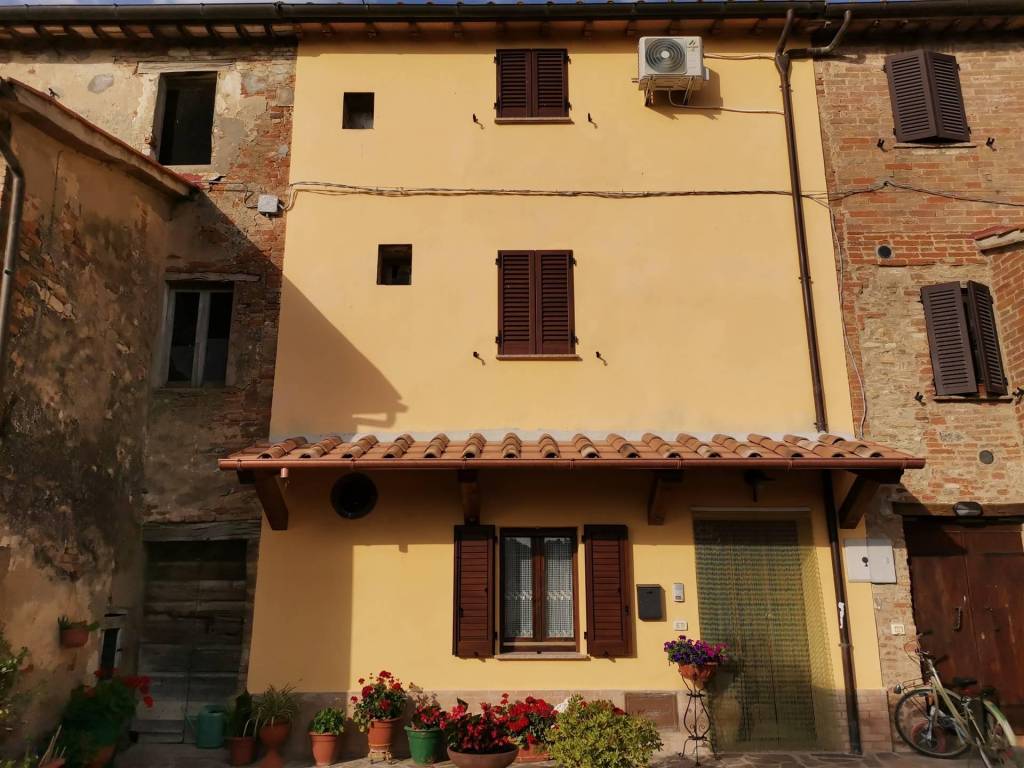 Casa indipendente a Castiglione del lago - Foto 2