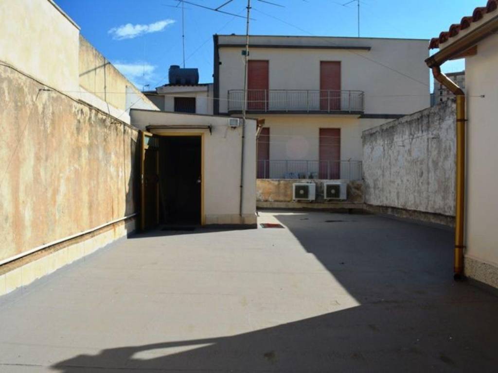 Appartamento a Noto in Via Salvemini s.n.c - Foto 2