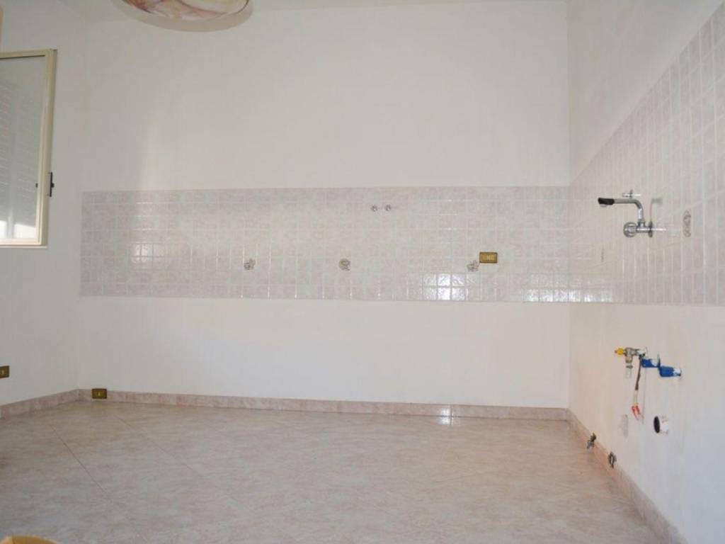 Palazzo / stabile a Noto in Via Bandello - Foto 2