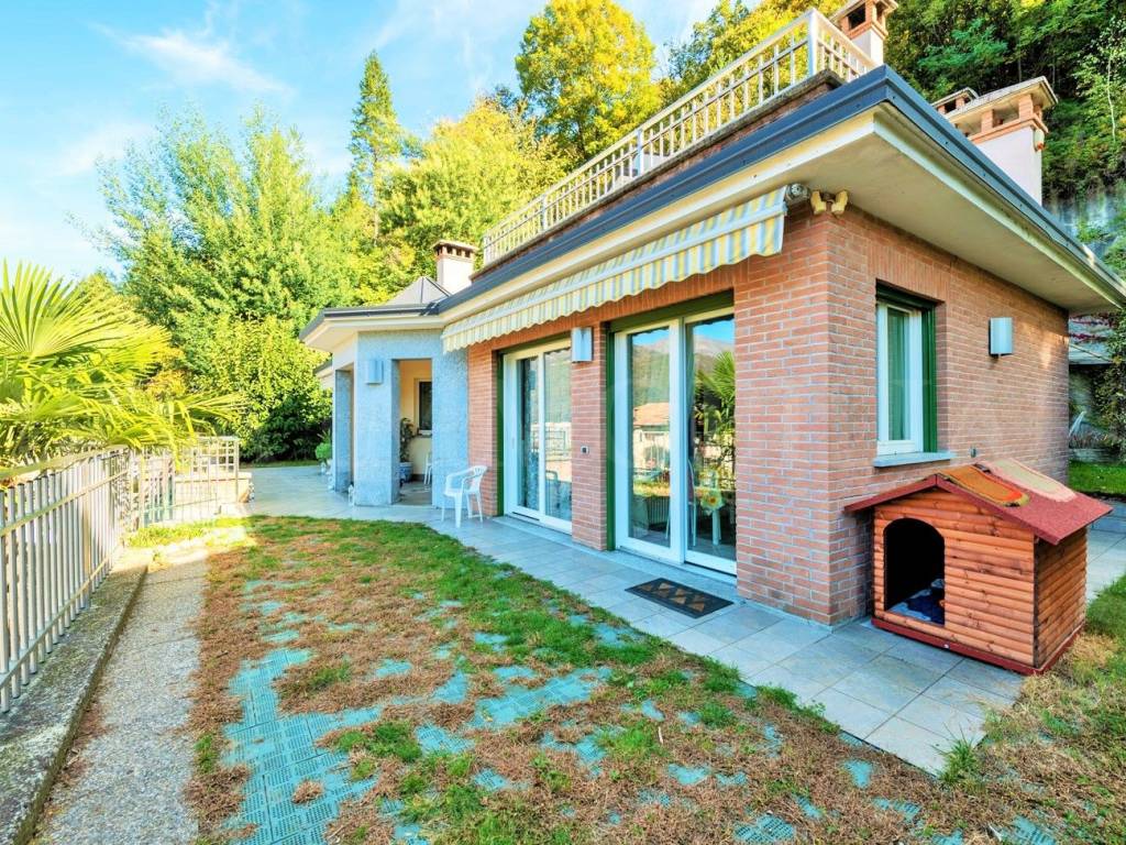 Villa a Omegna in Via Repubblica, 65 - Foto 3