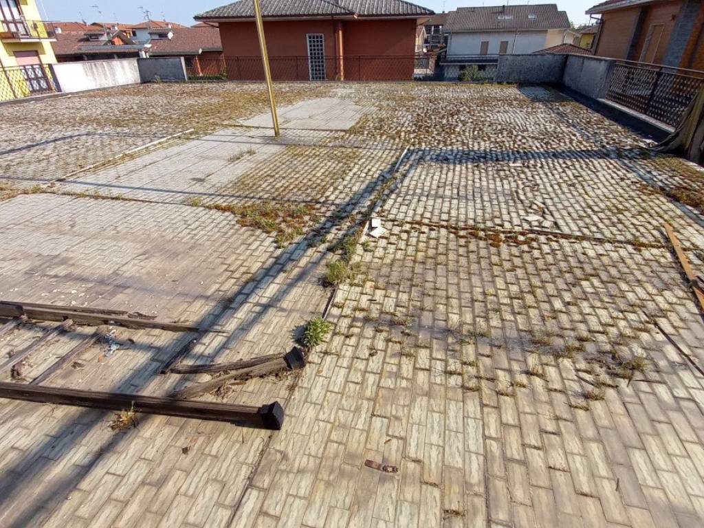 Villa a Oleggio in Corso Giacomo Matteotti, 73 - Foto 5