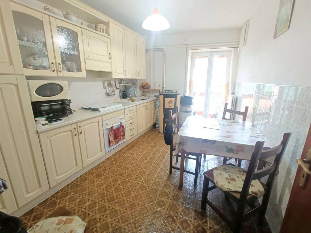 Casa indipendente a Carpinone in Salita Colle, 68 - Foto 2