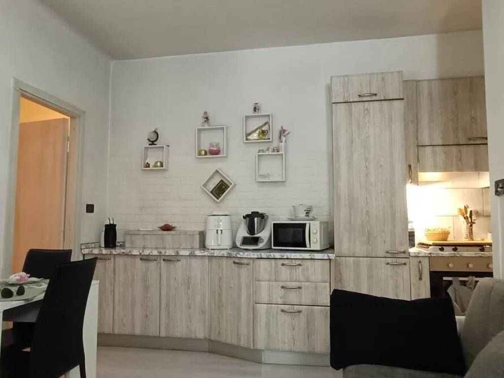 Appartamento a Monza in Via Gerolamo Borgazzi, 144 - Foto 2