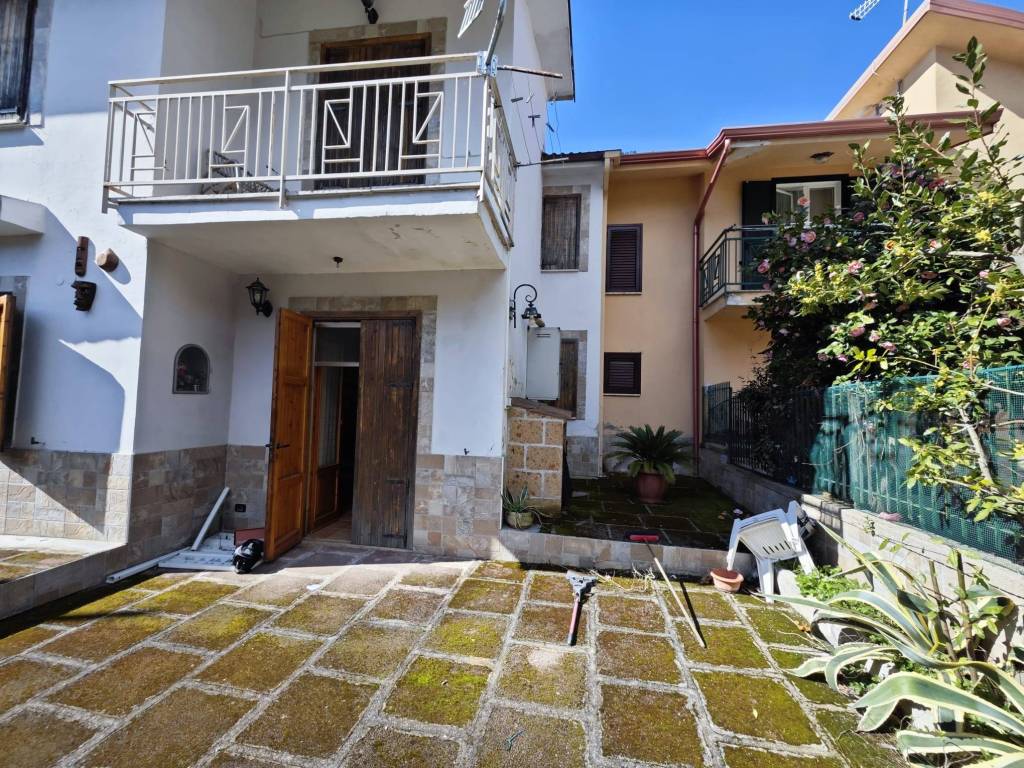 Casa indipendente a Roccamonfina in Via Fontanafredda - Foto 3
