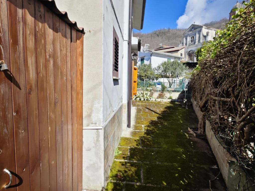 Casa indipendente a Roccamonfina in Via Fontanafredda - Foto 5