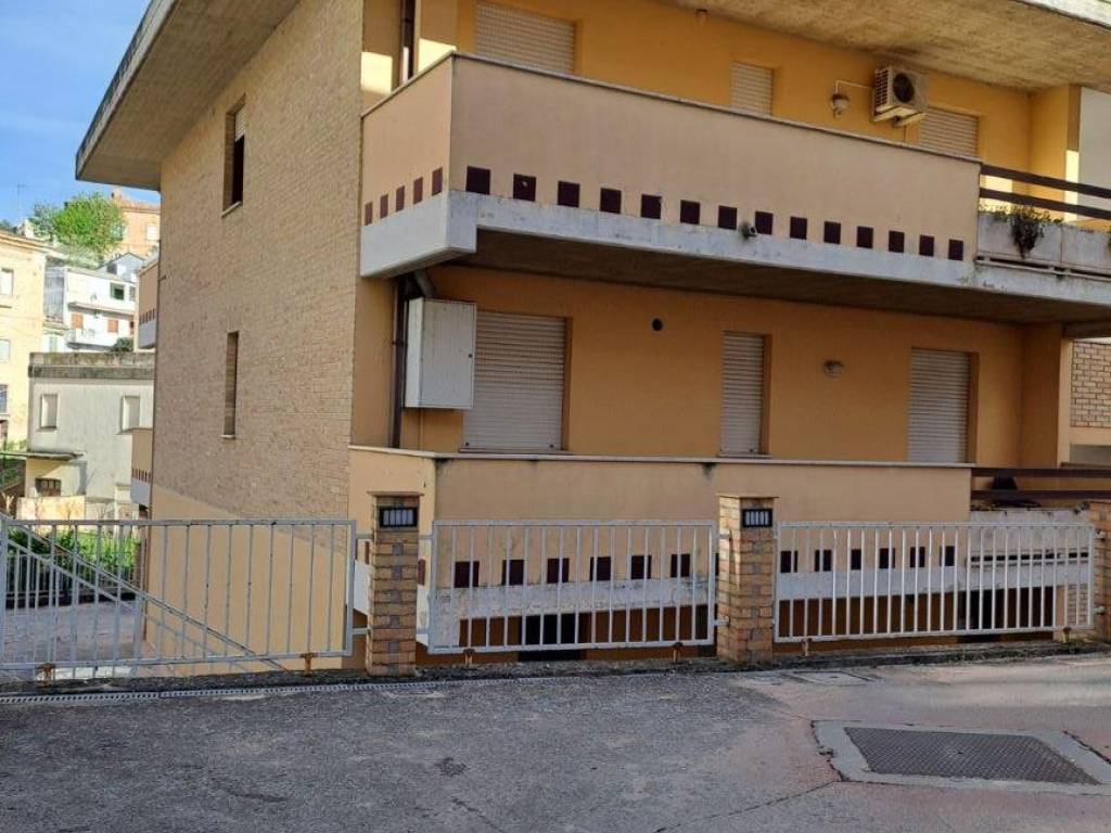 Appartamento a Loreto aprutino - Foto 2