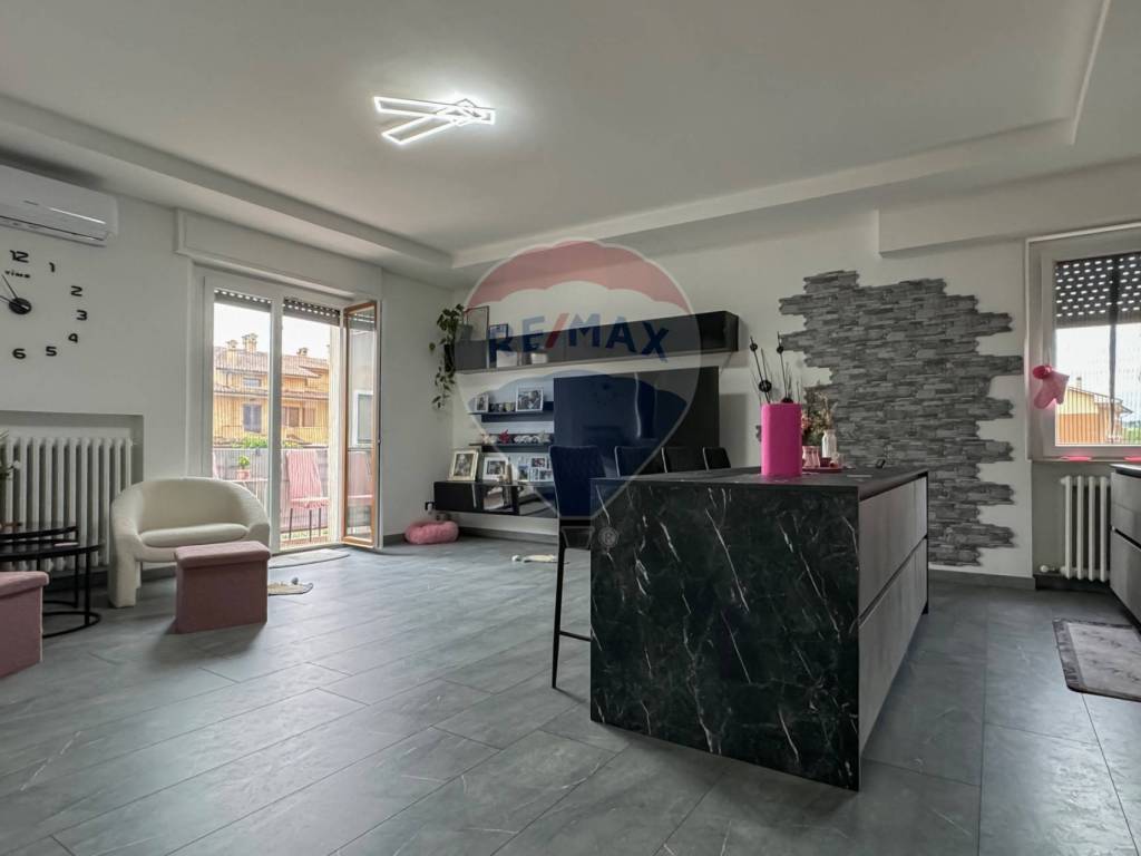 Appartamento a Monte san vito in Piazza manzoni, 8 - Foto 2