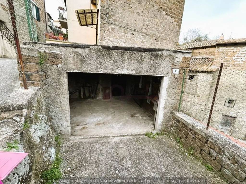 Box / garage a Bassano in teverina in Via Dello Speco, 7 - Foto 3