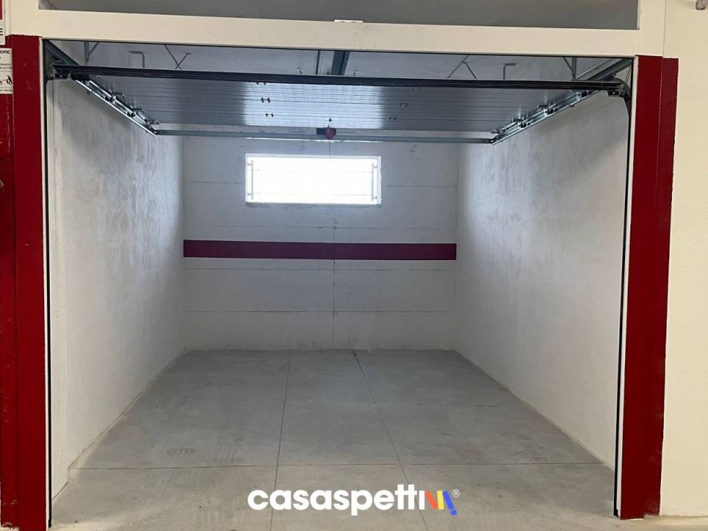 Box / garage a Salerno in Lungomare Guglielmo Marconi, 17 - Foto 3