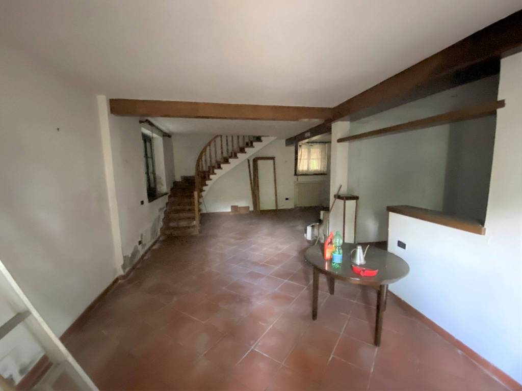 Casa indipendente a Castiglione del lago in Via dei Partigiani - Foto 3