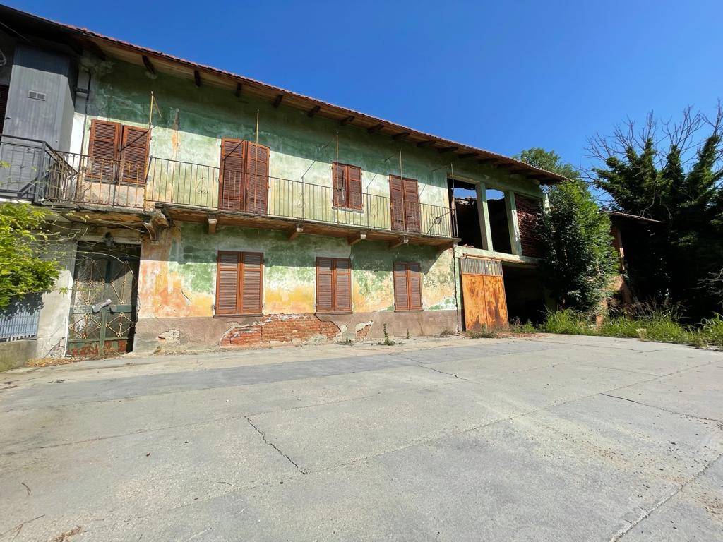 Rustico / casale a Vezza d'alba in Regione Madernassa - Foto 2
