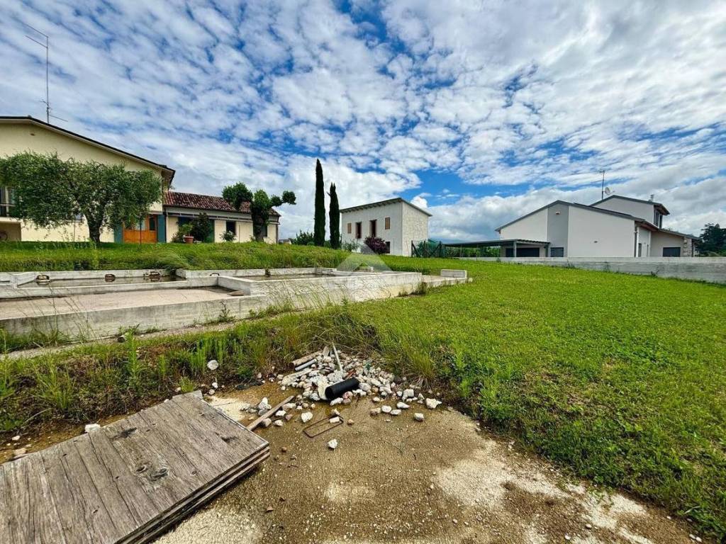 Terreno a Conegliano in STRADA VICINALE GALLON SNC - Foto 5