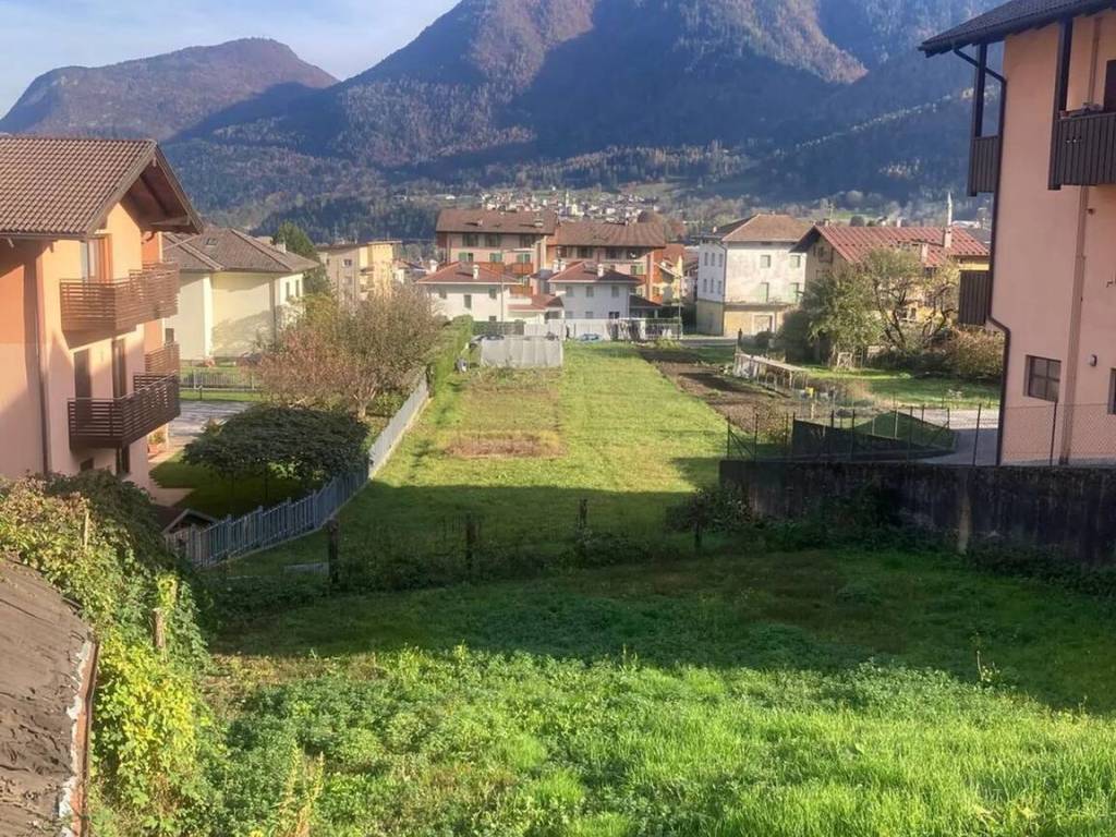 Terreno a Tione di trento in Via Pinzolo S.N.C. - Foto 2