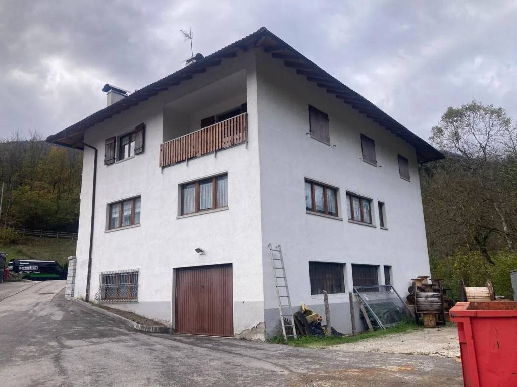 Villa a Tione di trento in Via Pinzolo, 74C - Foto 2