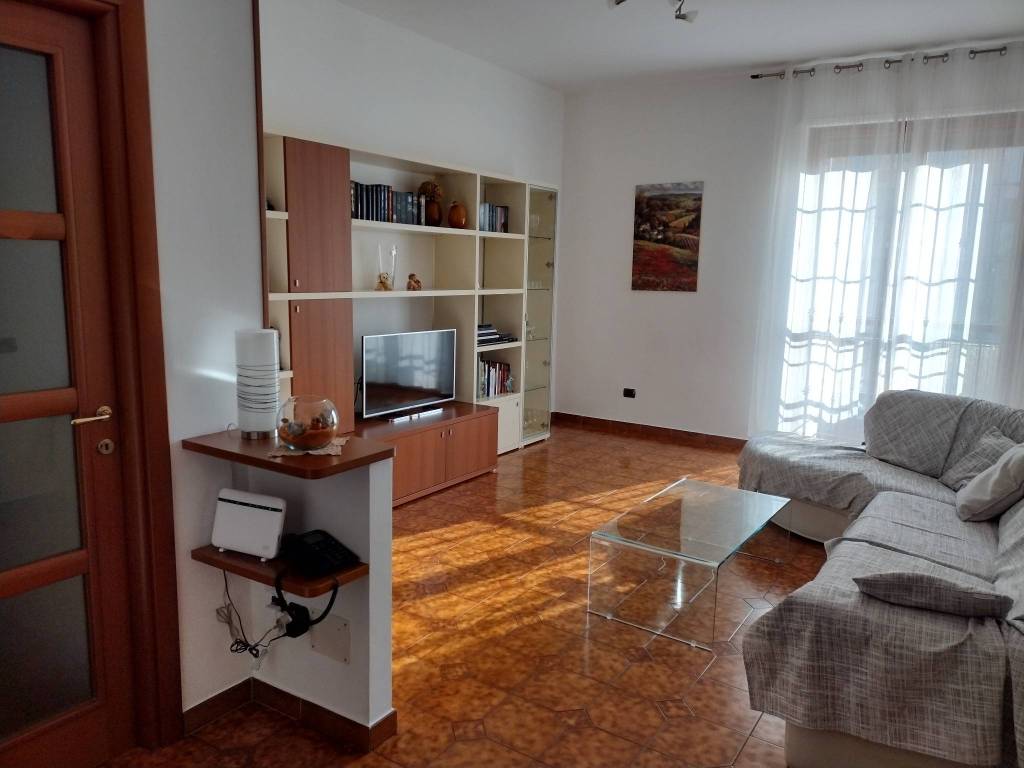Appartamento a Alessandria in Via Pietro Micca, 4 - Foto 2