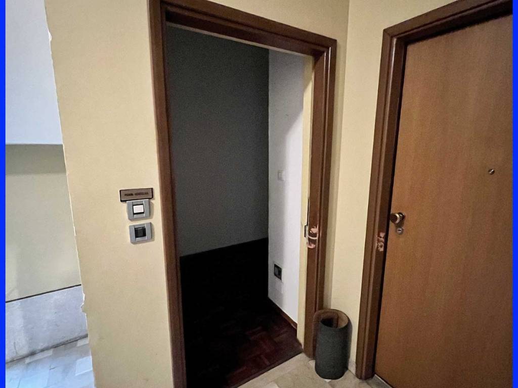 Appartamento a Vercelli in Piazza Risorgimento - Foto 3