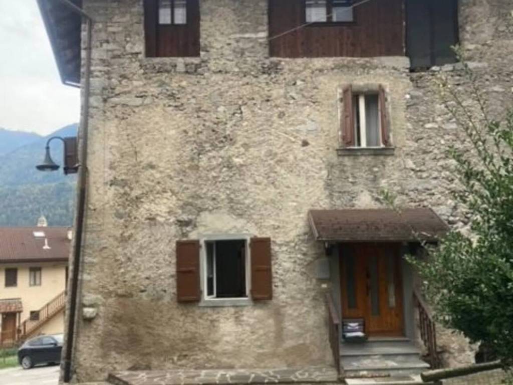 Villa a Tione di trento in Via Salvador S.N.C. - Foto 5
