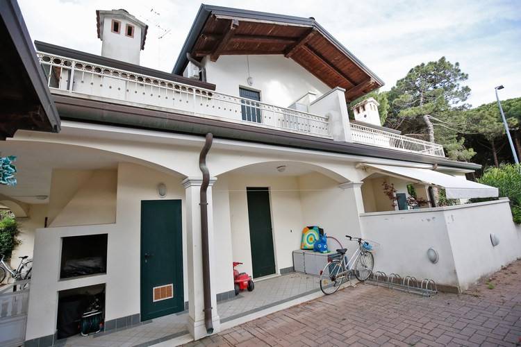 Villa a Comacchio in Via Donato Bramante, 33 - Foto 2
