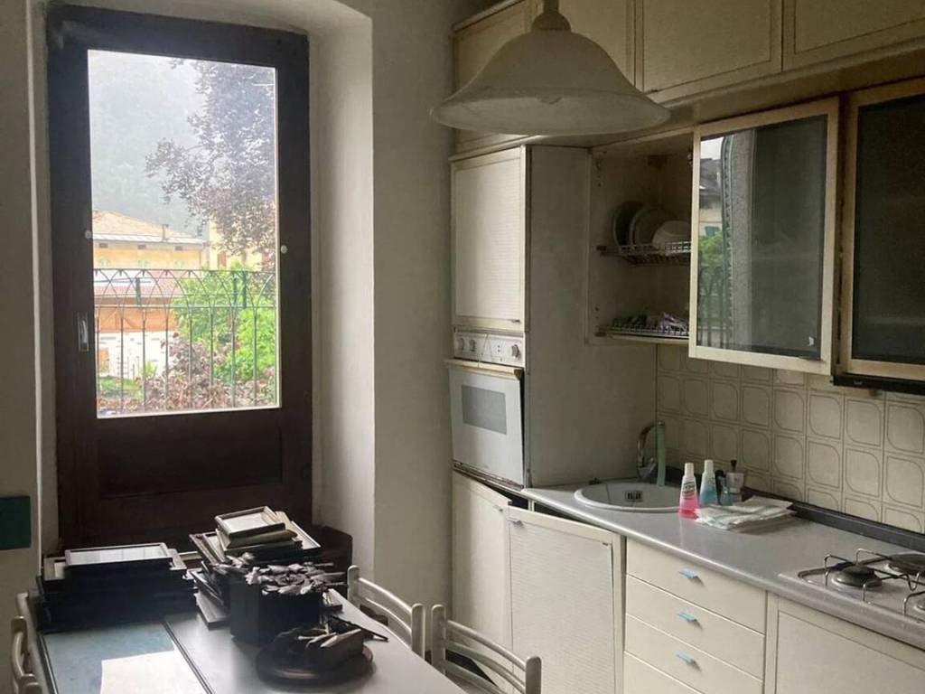 Appartamento a Tione di trento in Via Giovanni Prati, 7 - Foto 4