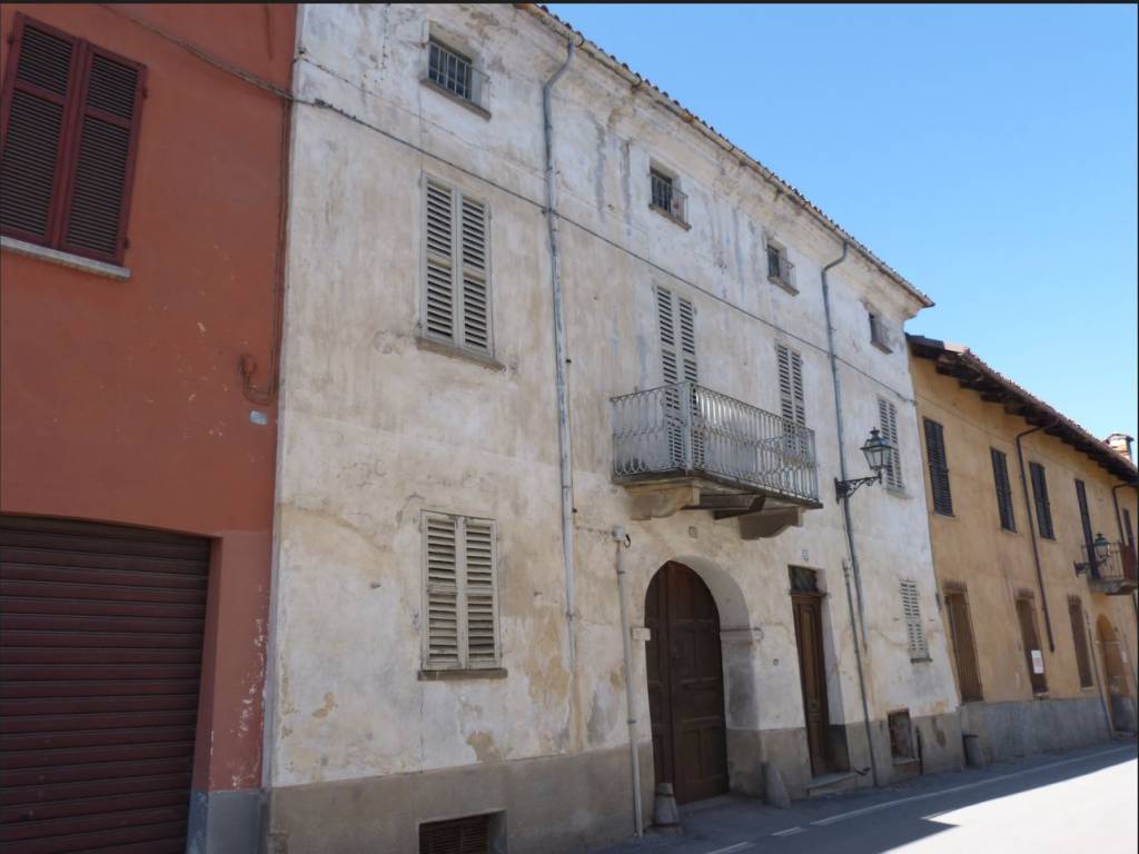 Casa indipendente a Bene vagienna in Via Vittorio Emanuele II - Foto 2