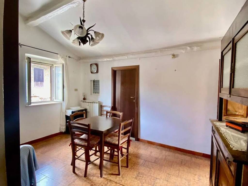 Appartamento a Bassano romano in Via Del Poggio, 9 - Foto 4