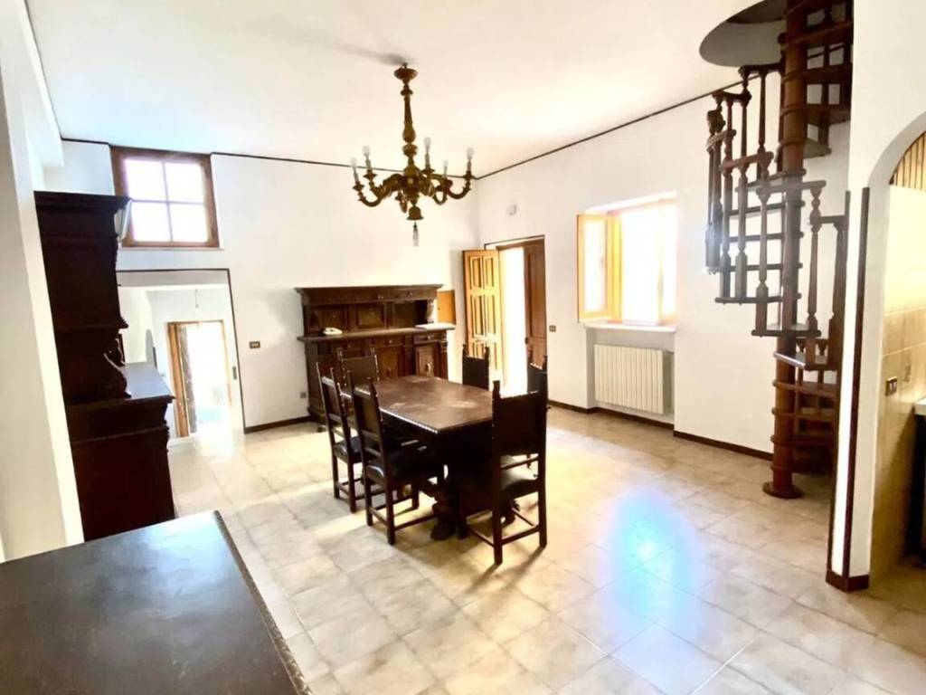 Villa a Bassano romano in Via Silvio Pellico S.N.C. - Foto 3