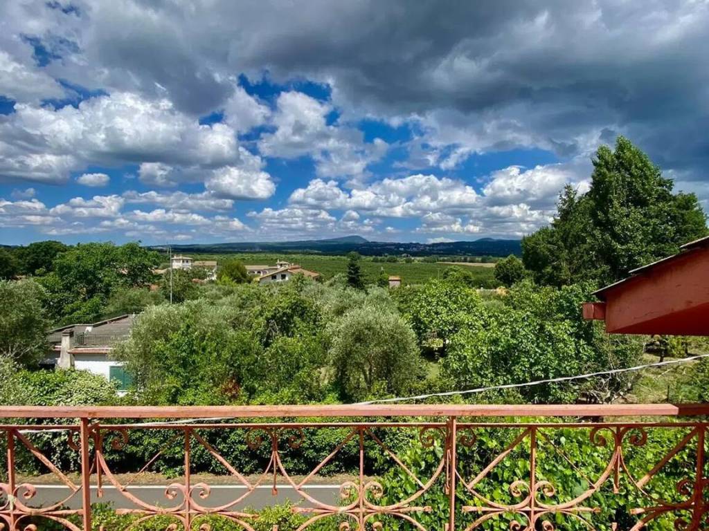 Villa a Sutri in Via Delle Viole, 7 - Foto 3