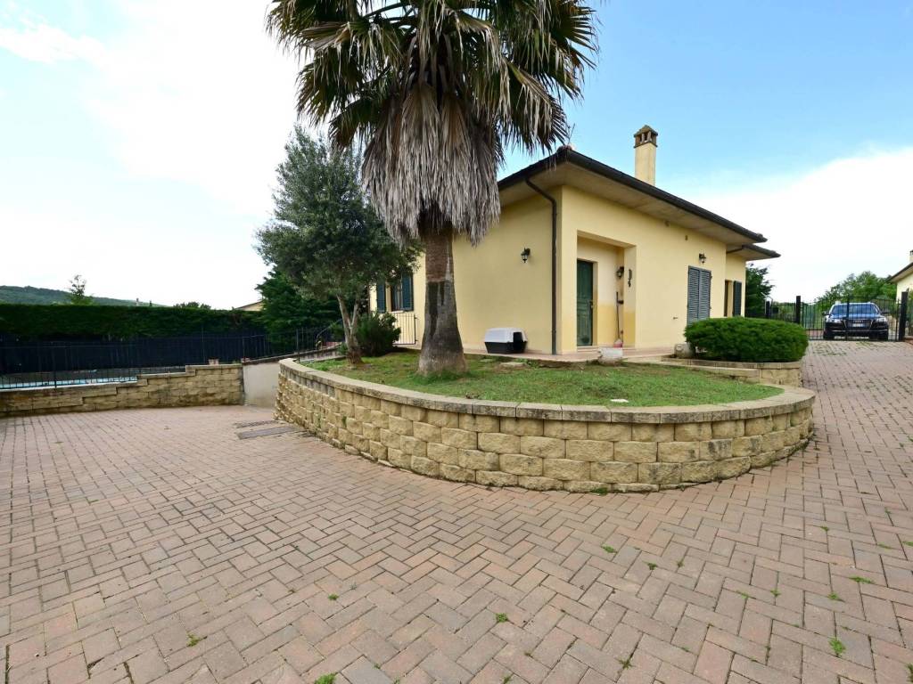 Villa a Lucignano in Strada Provinciale del Calcione - Foto 2