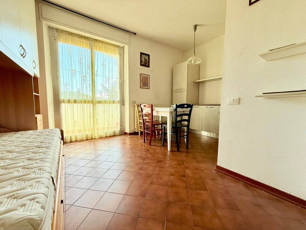 Appartamento a San bartolomeo al mare in Via Asilo, 19 - Foto 4
