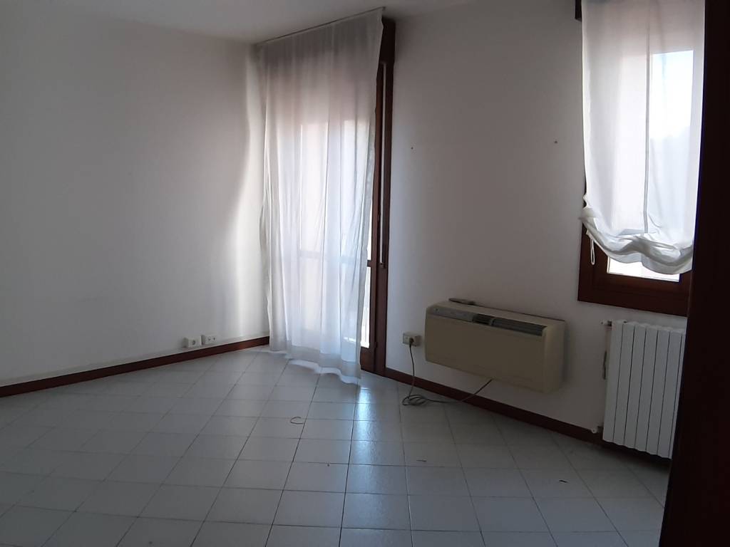 Immobile a Ferrara in Viale Camillo Benso di Cavour, 33 - Foto 4