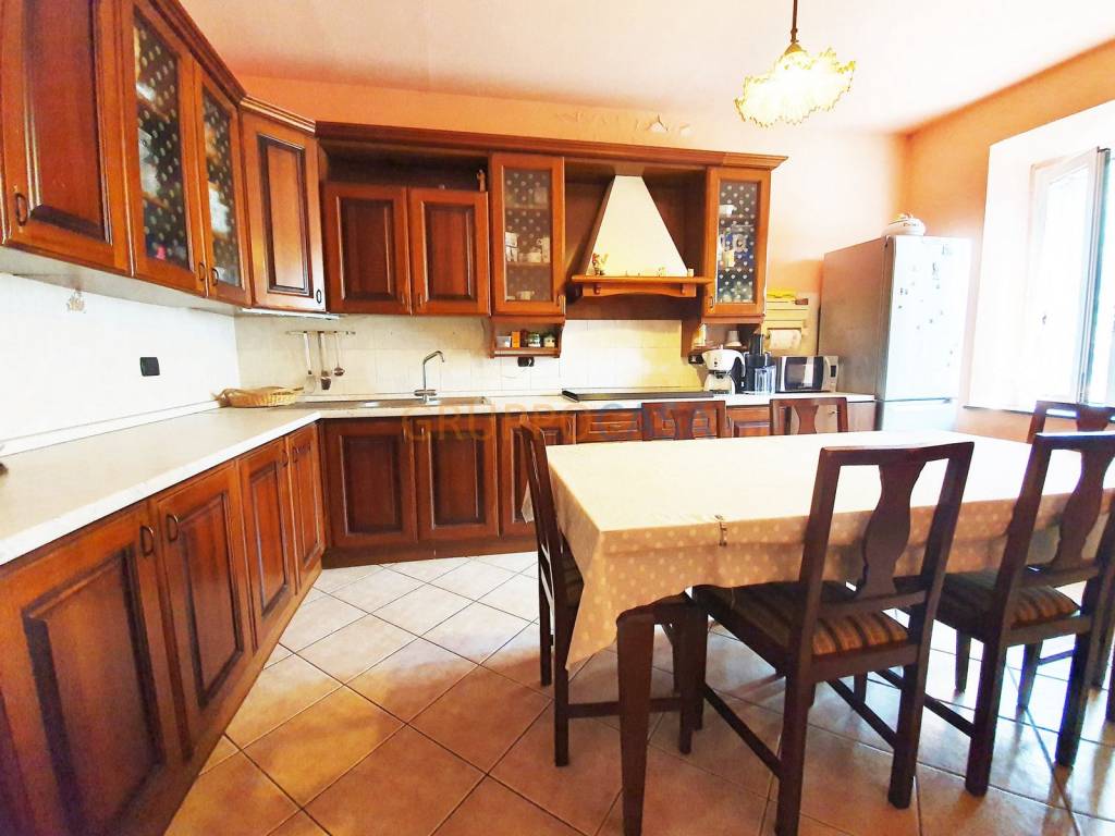 Appartamento a Pescia in Via Mozza - Foto 4