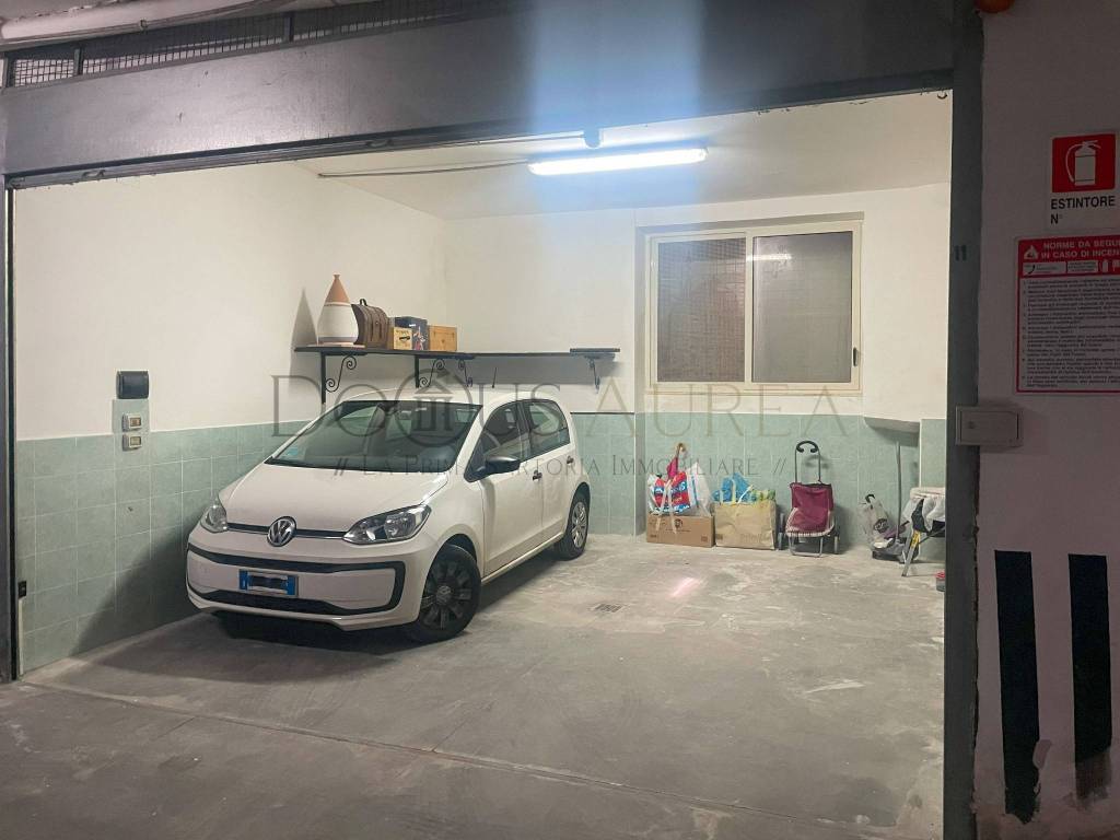 Box / garage a Salerno in Largo Dogana Regia - Foto 2