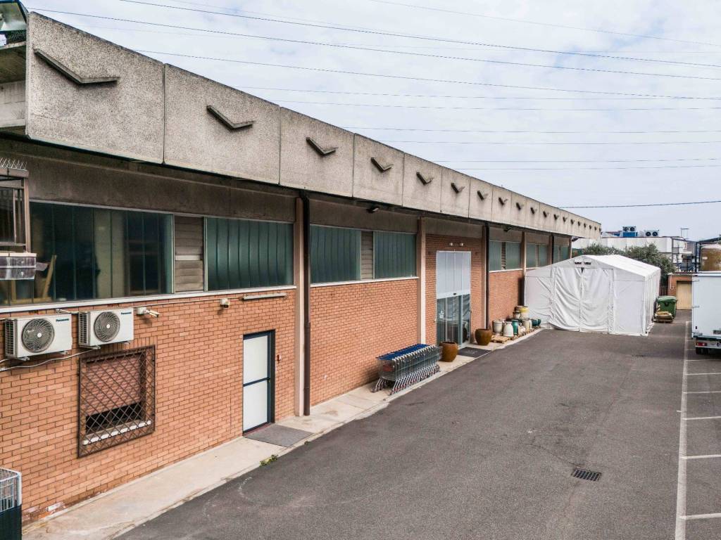 Immobile a San giovanni lupatoto in Via Cesare Battisti, 272 - Foto 2