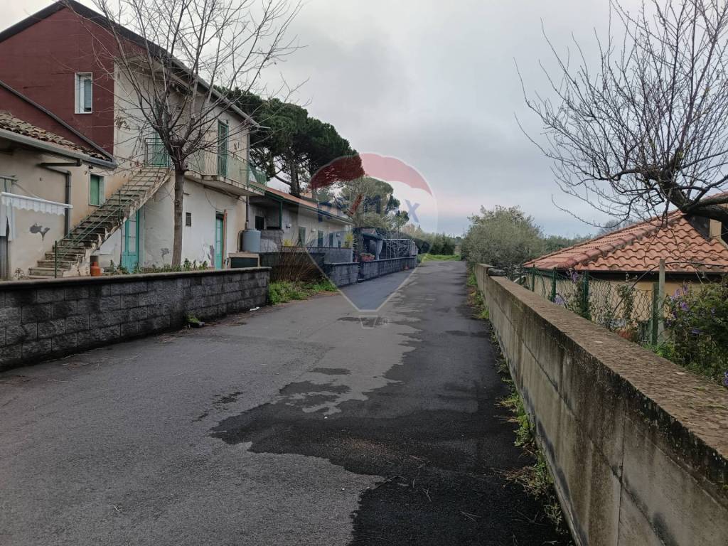 Casa indipendente a Ragalna in via Rocca - Foto 5