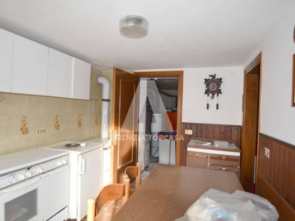 Rustico / casale a Roana in Via 8 Agosto - Foto 2