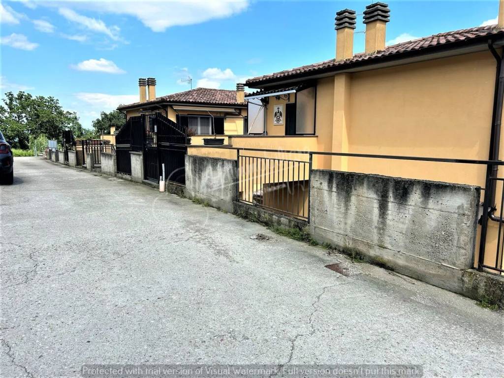 Appartamento a Soriano nel cimino in Via Francesco Cherubini S.N.C. - Foto 4