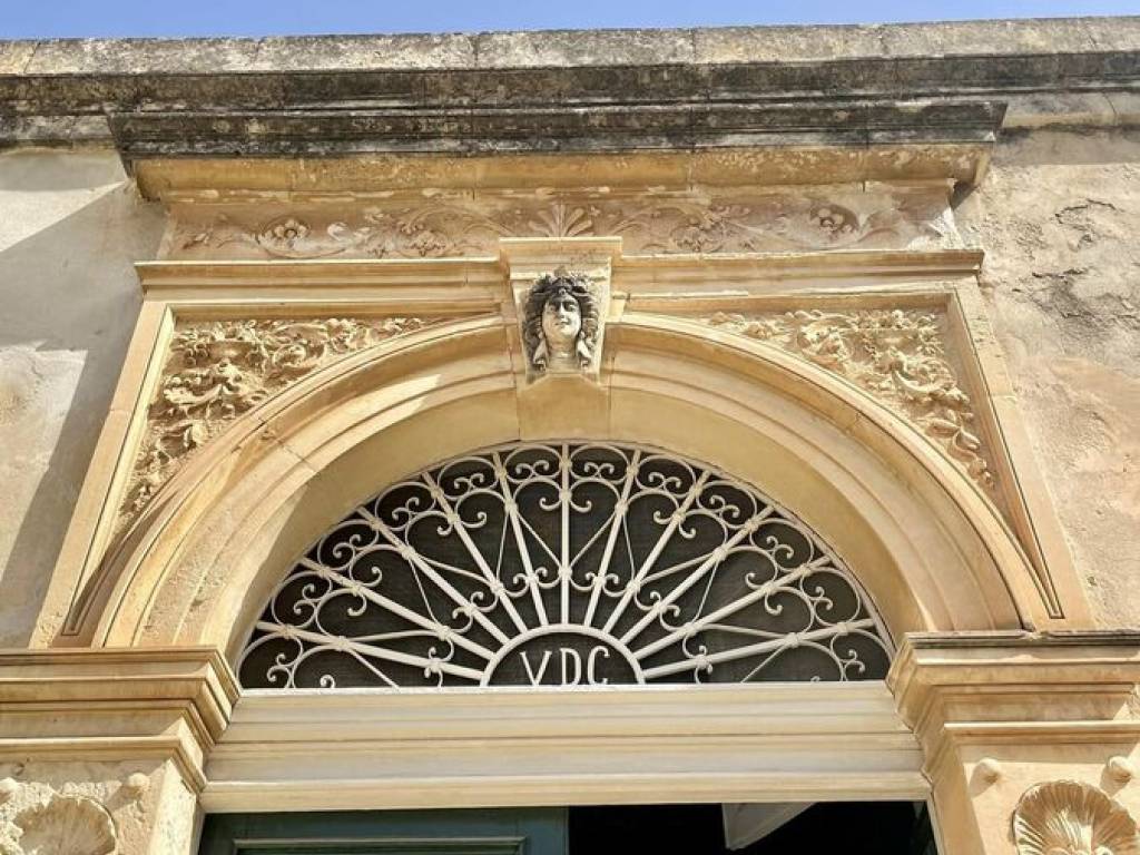 Casa indipendente a Avola in Piazza Teatro - Foto 2
