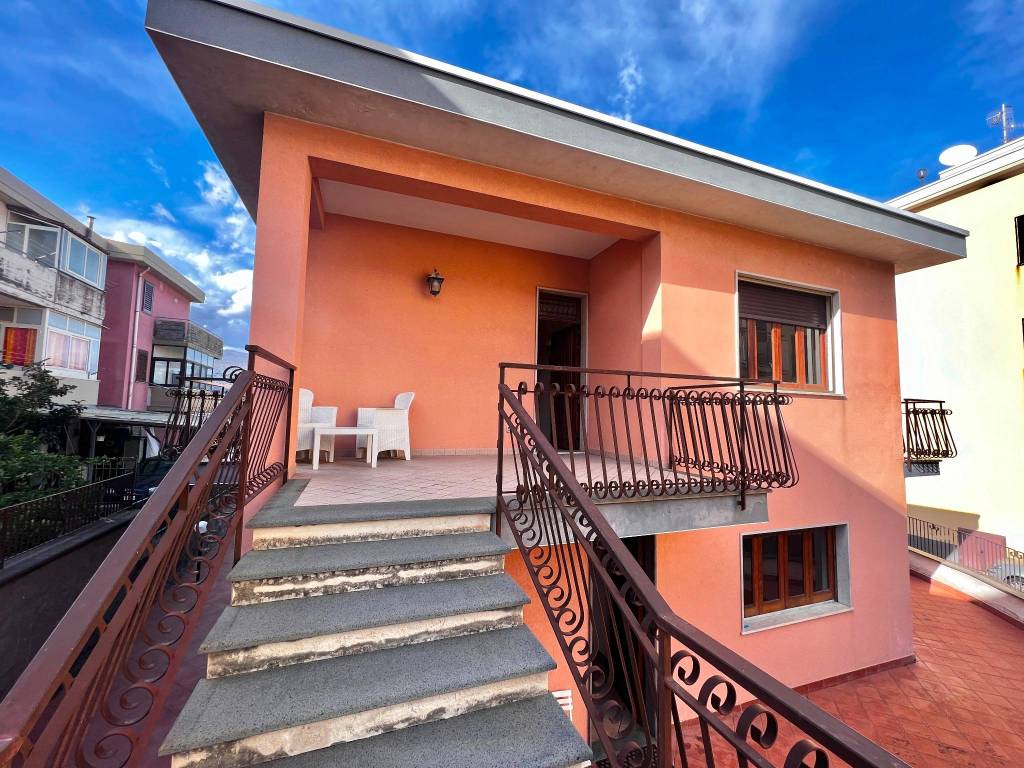 Villa a Mascali in Via Spiaggia - Foto 2