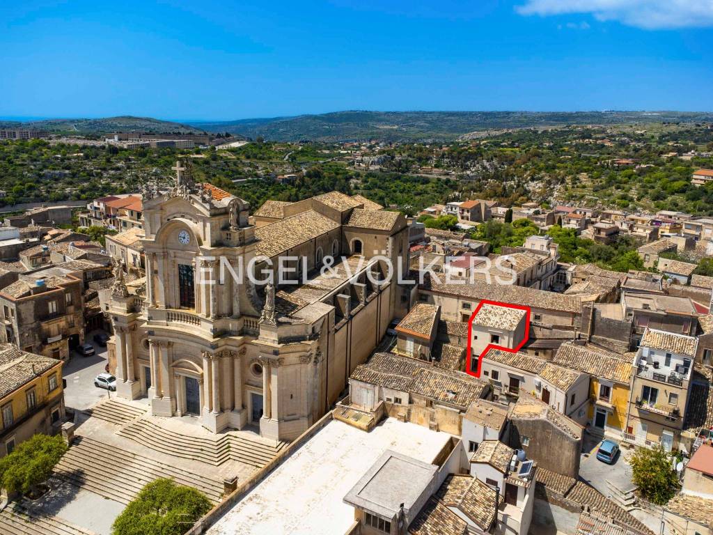 Appartamento a Modica in Via Camillo Finocchiaro Aprile, 9 - Foto 4