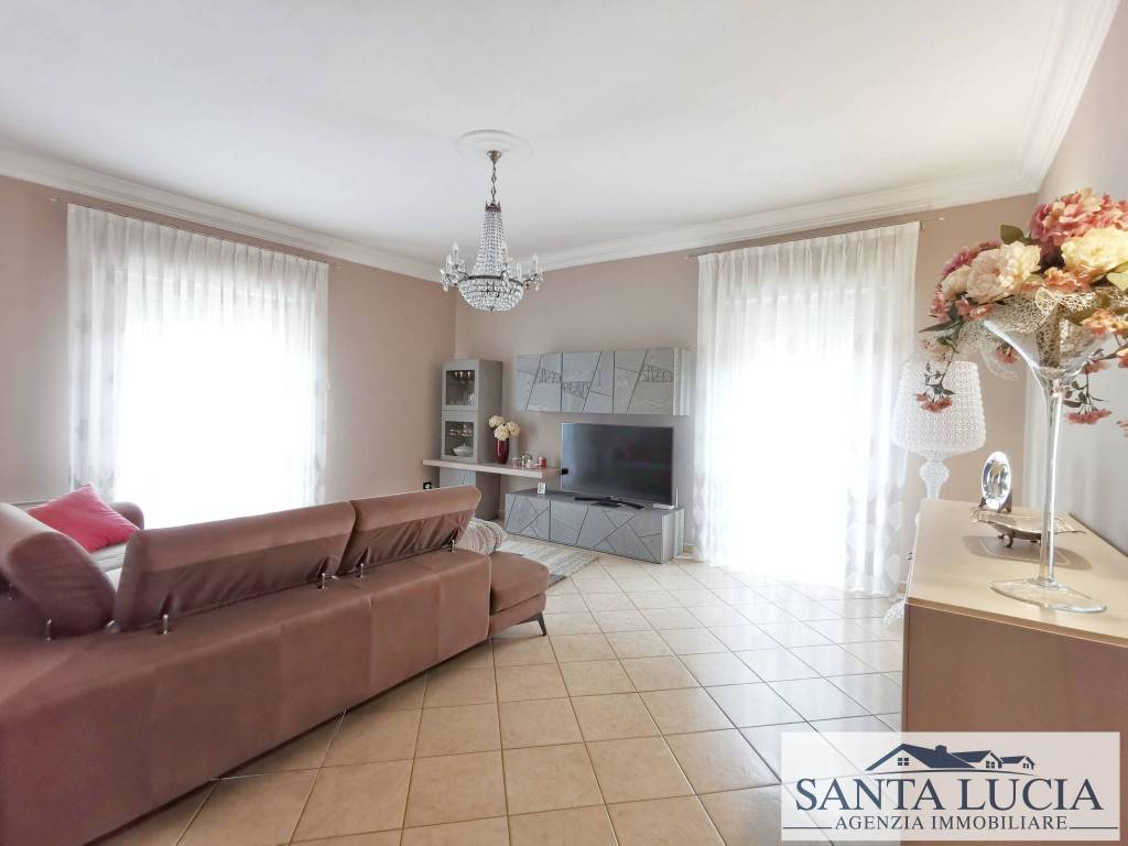 Appartamento a Canicattì in Via Piave - Foto 3