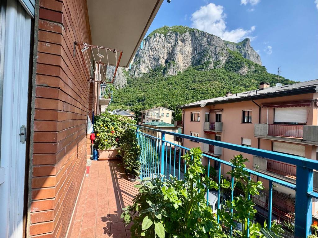 Appartamento a Lecco in Via Capodistria - Foto 2