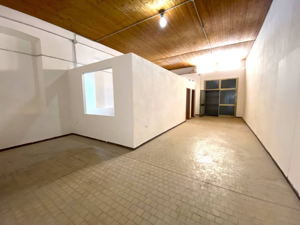 Immobile a Cagliari in piazza del carmine - Foto 3