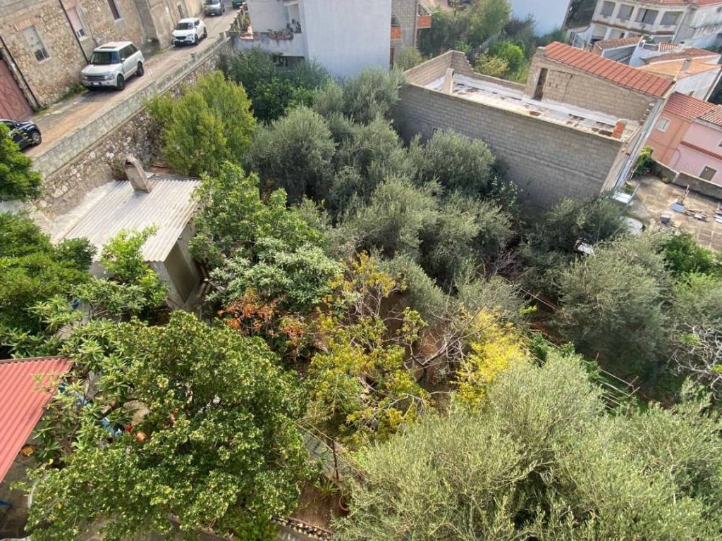 Terreno a Oliena in Via Monte Limbara - Foto 4