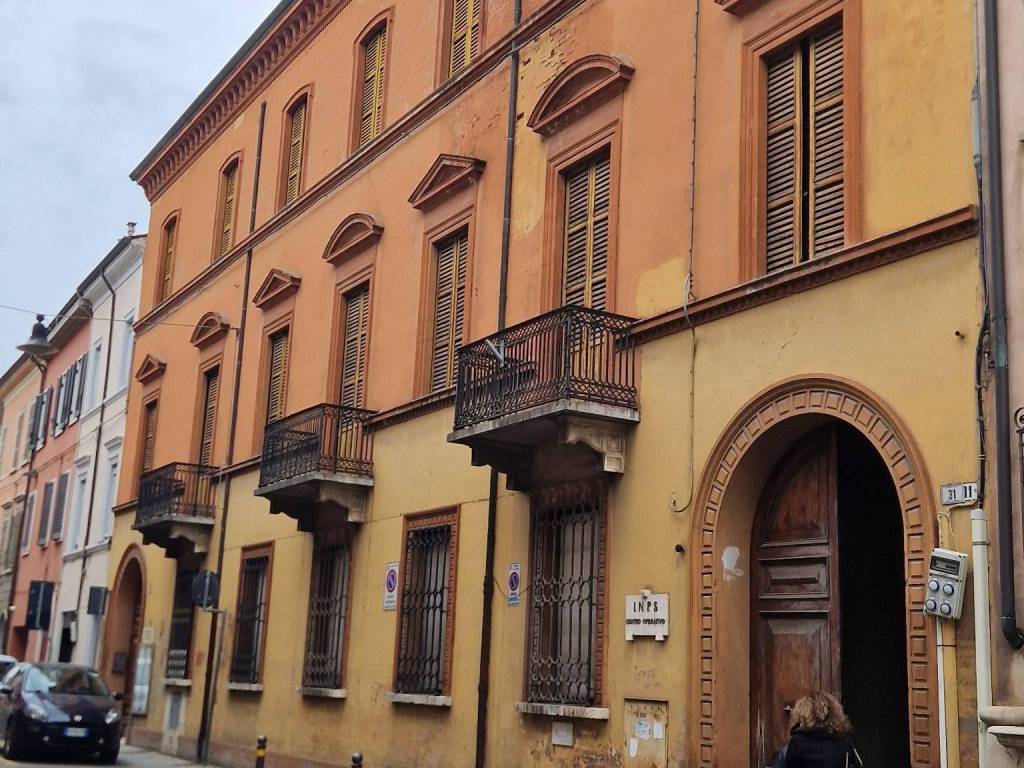 Palazzo / stabile a Lugo in Corso Giuseppe Garibaldi, 31 - Foto 2