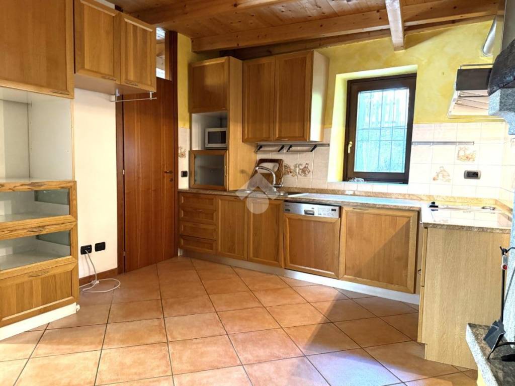 Casa indipendente a Merate in Piazza pellico silvio, 4 - Foto 3