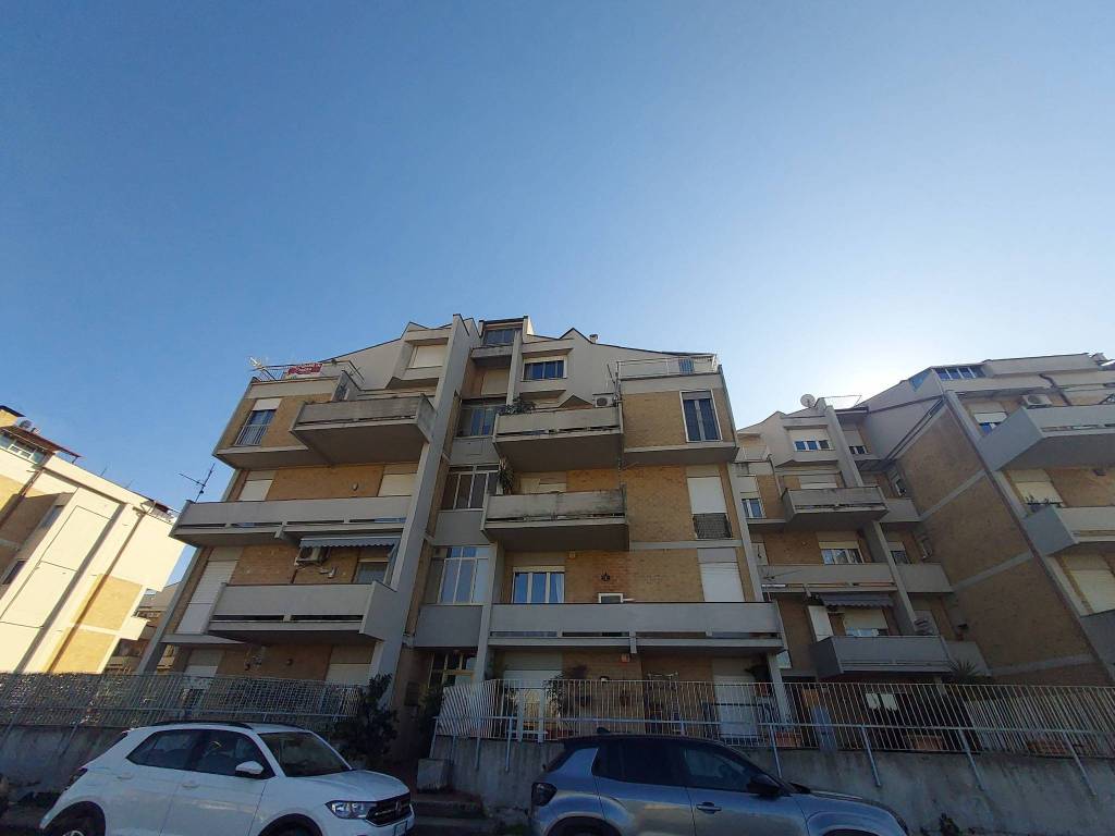 Attico / mansarda a Spoleto in Via Giacomo Reggiani, 25 - Foto 2