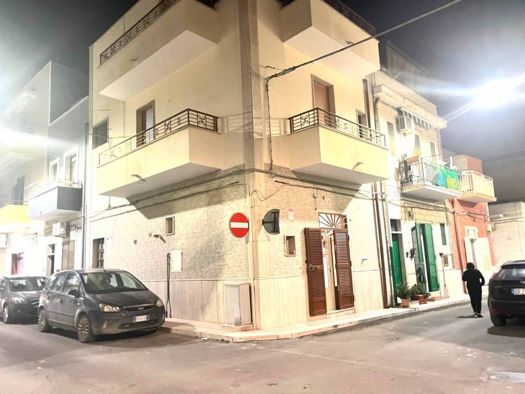 Casa indipendente a Cerignola in Via Mondovì - Foto 5