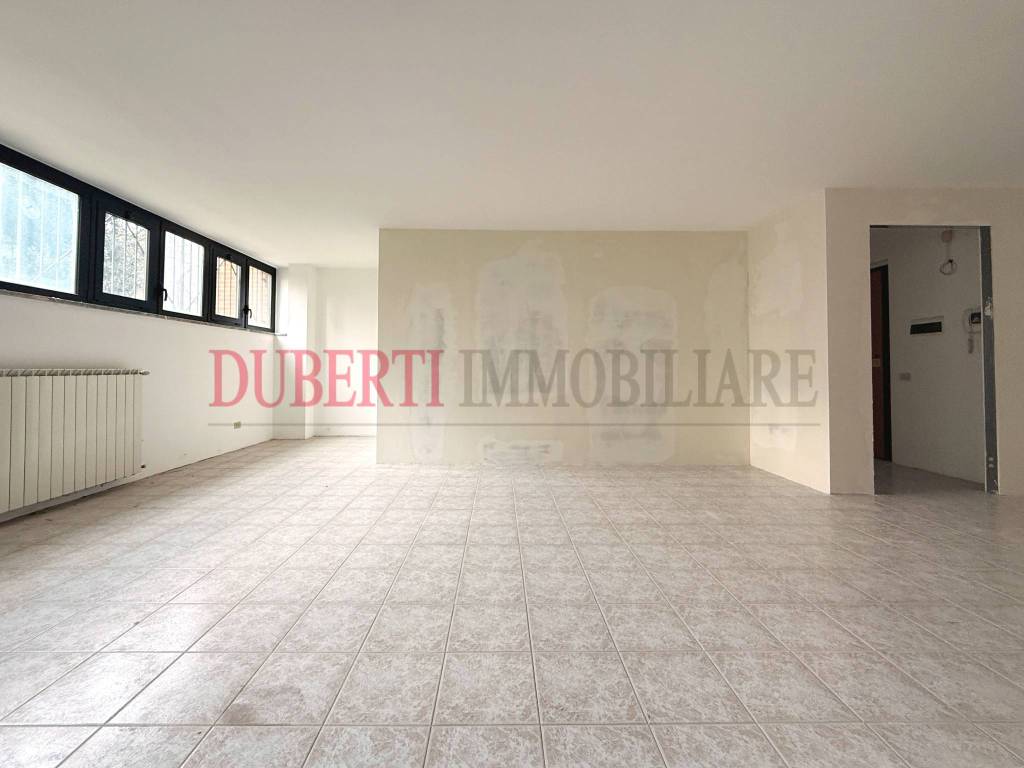 Appartamento a Gallarate in Via Tagliamento - Foto 5