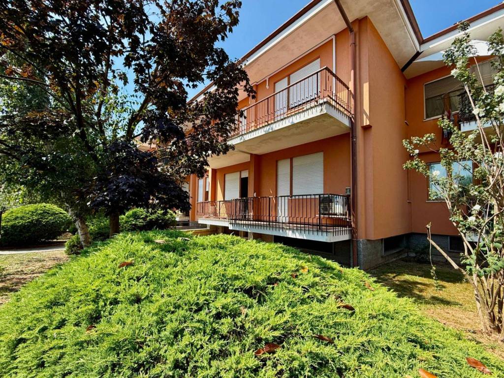 Appartamento a Bra in Via Giovanni Antonio Molineri - Foto 2